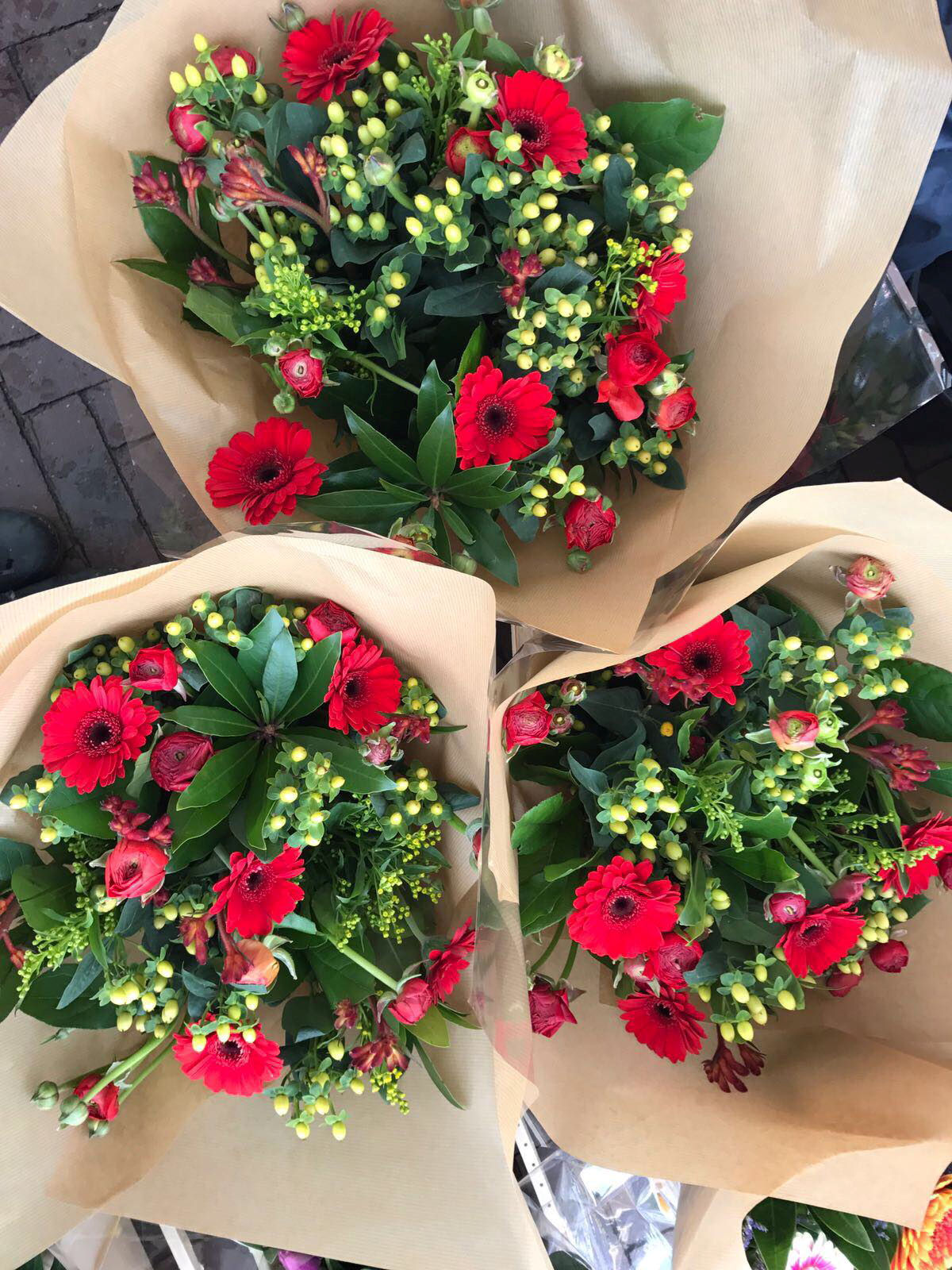rond boeket rood-geel